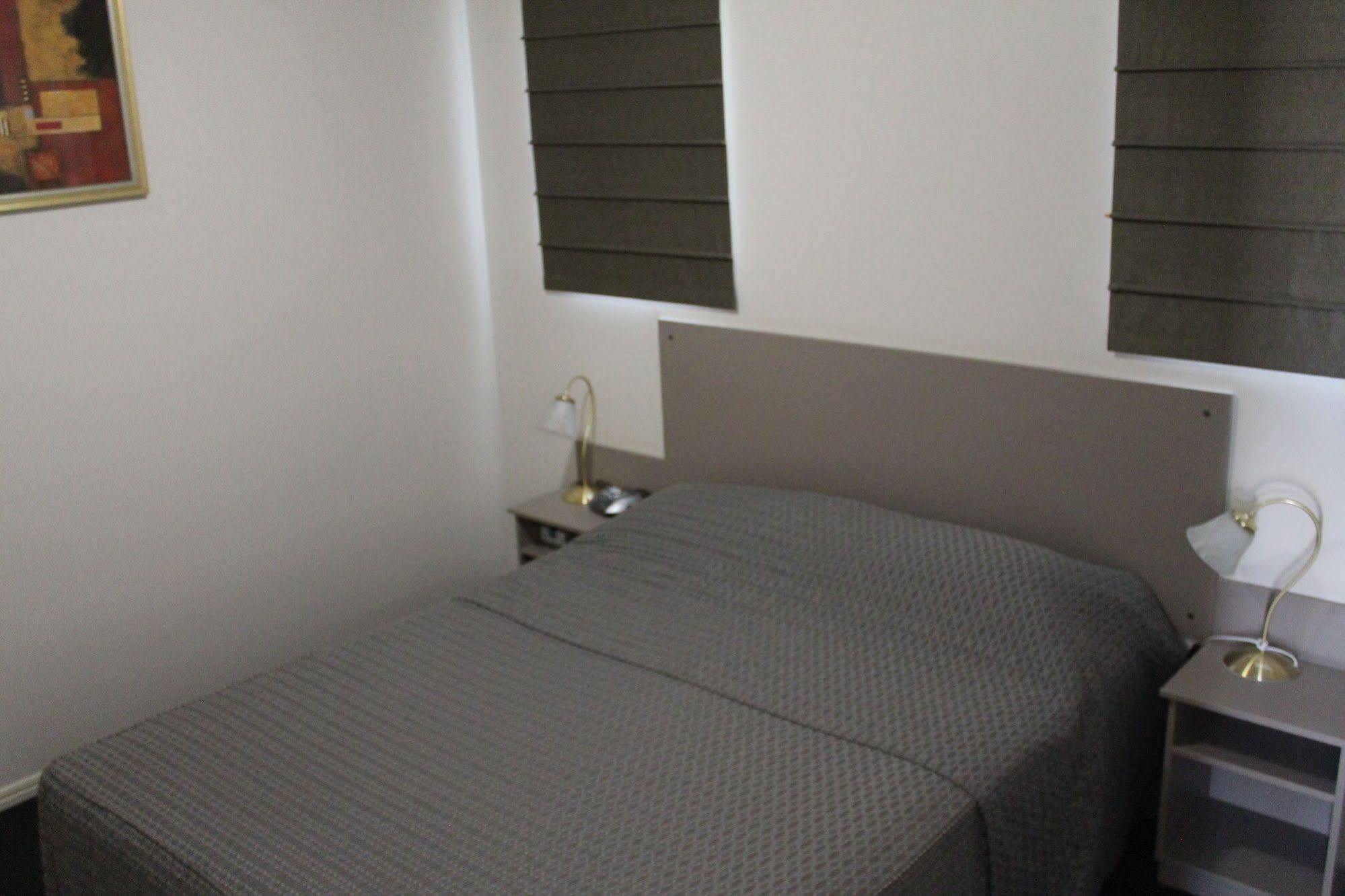 Blackwater Motor Inn Экстерьер фото